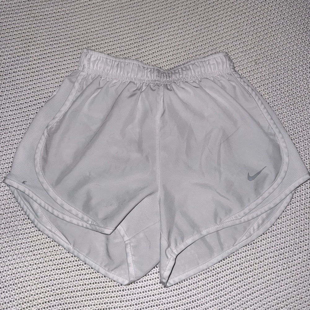 Women’s white Nike dry fit shorts